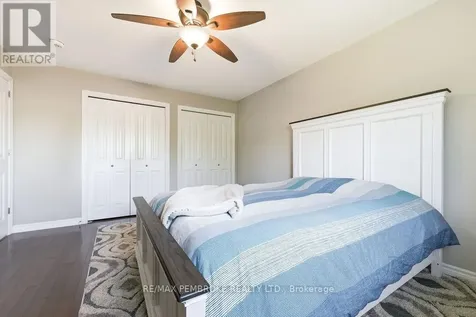 74 Oak Avenue Petawawa ON K8H 0B5