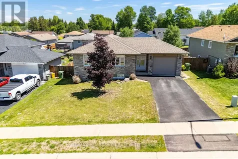74 Oak Avenue Petawawa ON K8H 0B5