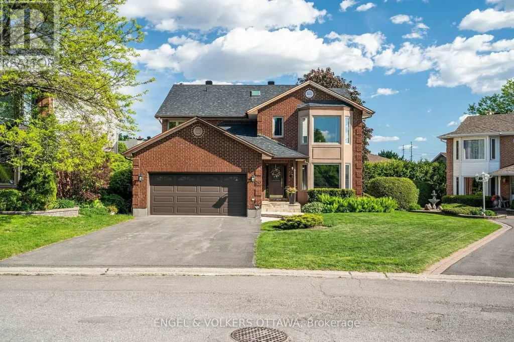 30 Huntings End Avenue Ottawa ON K2M 1R3