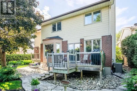 30 Huntings End Avenue Ottawa ON K2M 1R3