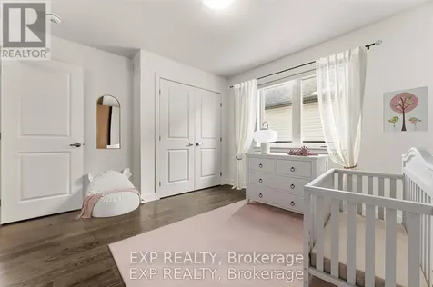 911 Duxbury Lane Ottawa ON K4M 0M2