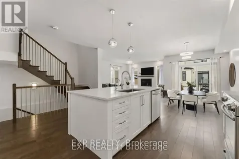 911 Duxbury Lane Ottawa ON K4M 0M2