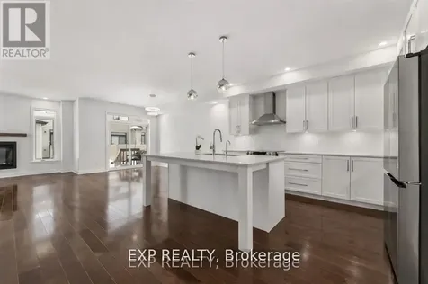 911 Duxbury Lane Ottawa ON K4M 0M2
