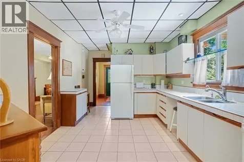 130 Moore Avenue Kitchener ON N2H 3S7