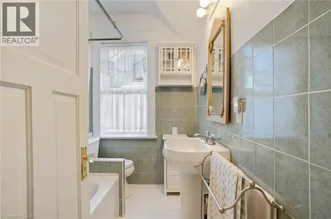 130 Moore Avenue Kitchener ON N2H 3S7