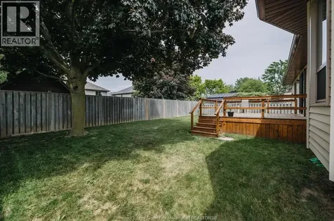 286 Cherrywood Kingsville ON N9Y 3R4