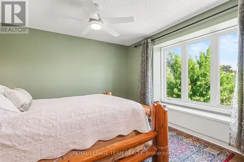 70 Condor Drive Ottawa ON K1V 9C2