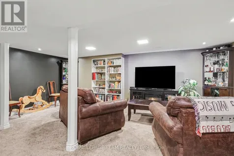 70 Condor Drive Ottawa ON K1V 9C2