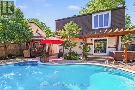 70 Condor Drive Ottawa ON K1V 9C2