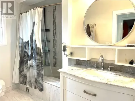 44 King W St. Charles ON P0M 2W0