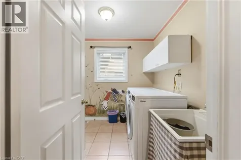 183 Daniels Street Ancaster ON L9G 4Y6