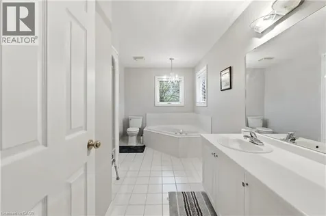 183 Daniels Street Ancaster ON L9G 4Y6