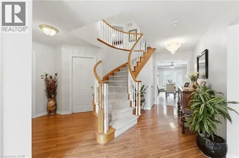 183 Daniels Street Ancaster ON L9G 4Y6
