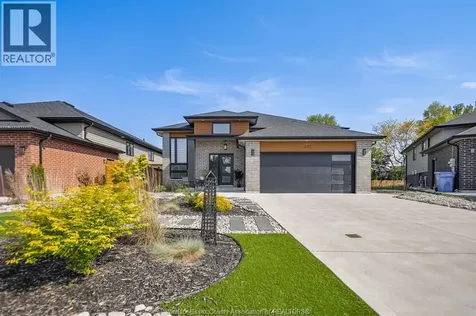 257 Robinson Avenue Essex ON N8M 0A8