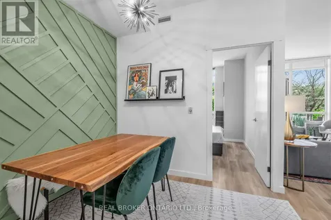 209 Fort York Boulevard Toronto (waterfront Communities) ON M5V 4A1