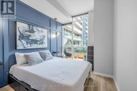 209 Fort York Boulevard Toronto (waterfront Communities) ON M5V 4A1