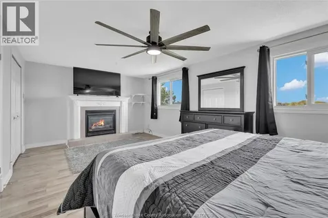 3009 Suffolk Street Windsor ON N8R 1P1