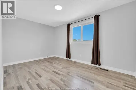 3009 Suffolk Street Windsor ON N8R 1P1