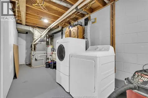 3009 Suffolk Street Windsor ON N8R 1P1
