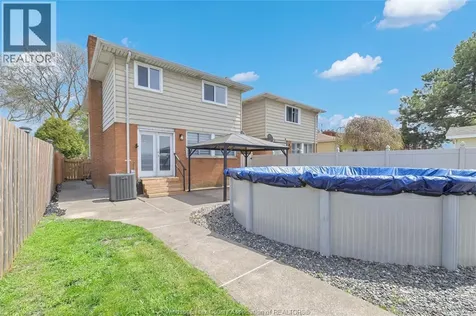 3009 Suffolk Street Windsor ON N8R 1P1