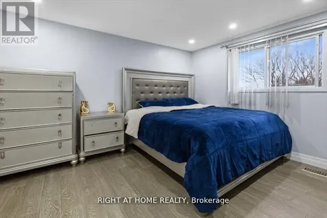 275 Tagge Crescent Kitchener ON N2K 3R7
