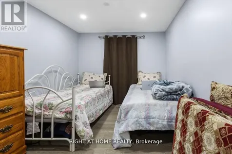 275 Tagge Crescent Kitchener ON N2K 3R7