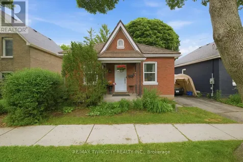 12 Brunswick Street North Brantford ON N3T 1E7