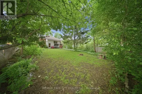 12 Brunswick Street North Brantford ON N3T 1E7