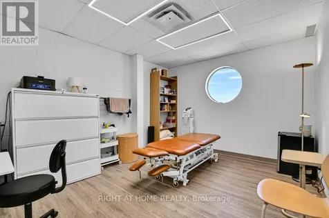 860 Taylor Creek Drive Ottawa ON K1C 1T1
