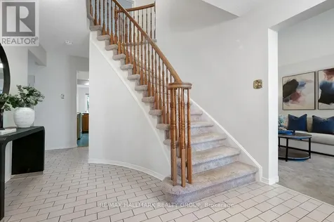 126 Dossetter Way Ottawa ON K1G 4S5