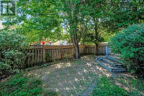 126 Dossetter Way Ottawa ON K1G 4S5