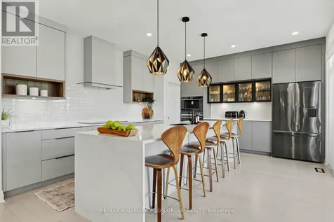 320 Cornice Street Ottawa ON K1W 0P8