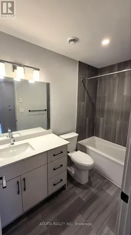1252 Trenton Avenue Ottawa ON K1Z 8J9