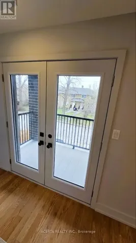 1252 Trenton Avenue Ottawa ON K1Z 8J9