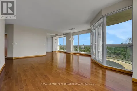 38 Metropole Private Ottawa ON K1Z 1E9
