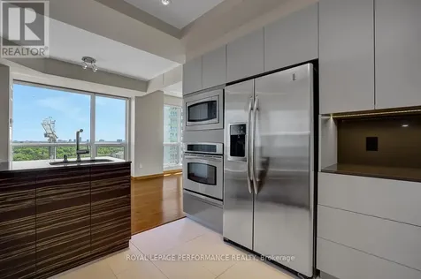 38 Metropole Private Ottawa ON K1Z 1E9