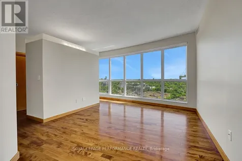 38 Metropole Private Ottawa ON K1Z 1E9