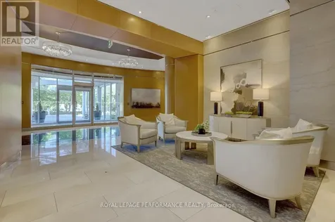 38 Metropole Private Ottawa ON K1Z 1E9