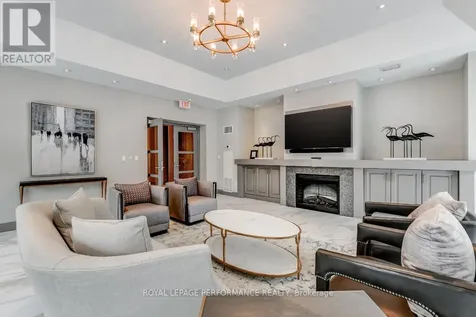38 Metropole Private Ottawa ON K1Z 1E9