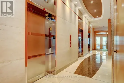 38 Metropole Private Ottawa ON K1Z 1E9