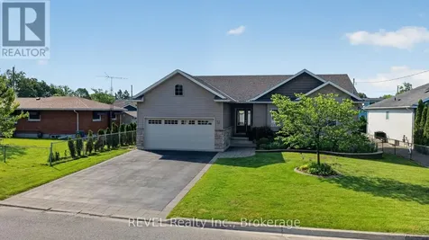 30 Drummond Crescent Fort Erie (lakeshore) ON L2A 1L2