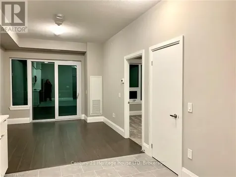 73 Arthur Street South Guelph (st. Patrick's Ward) ON N1E 5K3