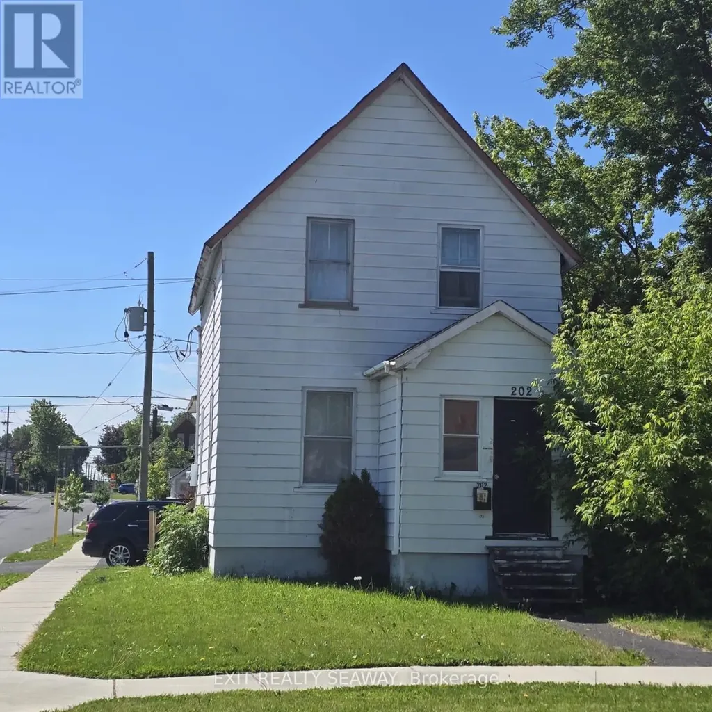 202 5th Street West Cornwall ON K6J 2V1