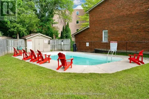 553 Tenth Street Collingwood ON L9Y 4K6