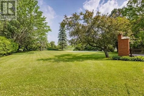 2490 Holborn Road East Gwillimbury ON L0G 1R0