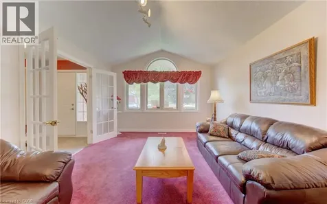 599 Coldstream Drive Waterloo ON N2V 2H3