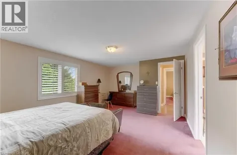 599 Coldstream Drive Waterloo ON N2V 2H3