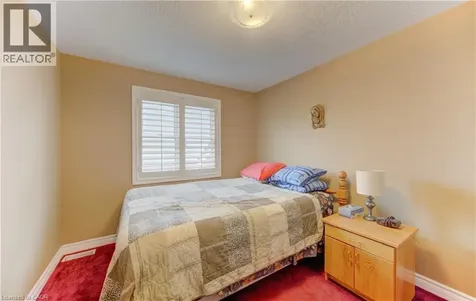 599 Coldstream Drive Waterloo ON N2V 2H3