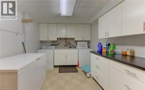 599 Coldstream Drive Waterloo ON N2V 2H3