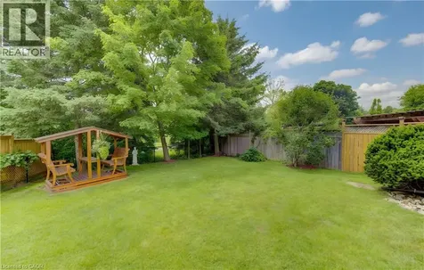 599 Coldstream Drive Waterloo ON N2V 2H3